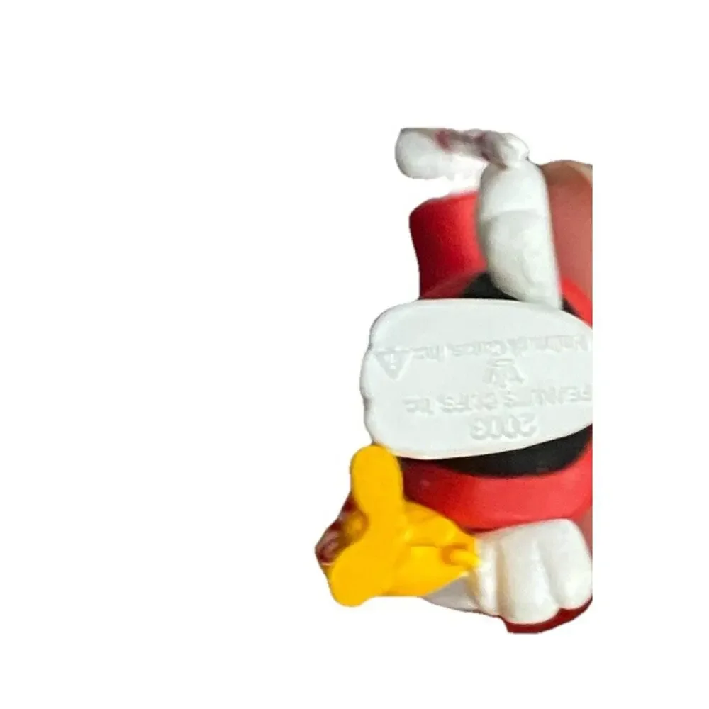 Hallmark Ornament Joe Cool Spotlight on Snoopy Series Top Hat Figure Vtg 2003